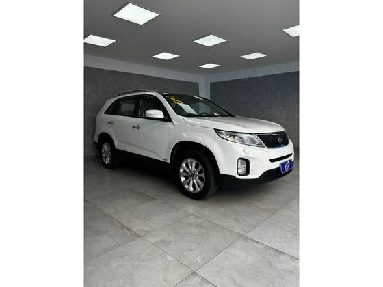 KIA SORENTO 3.5 V6 GASOLINA EX 7L 4WD AUTOMÁTICO KIA SORENTO 3.5 V6 GASOLINA EX 7L 4WD AUTOMÁTICO